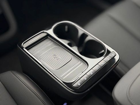 New 2026 Hyundai Ioniq 5 Limited image 17