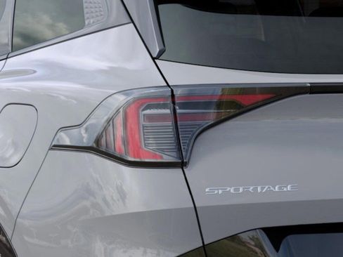 New 2026 Kia Sportage SX image 12