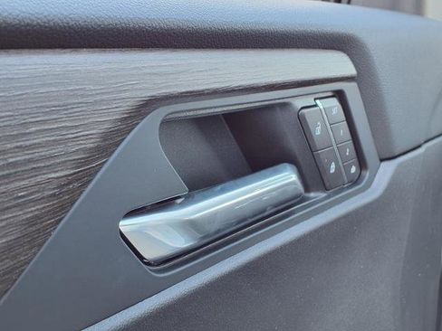 New 2026 GMC Acadia Denali w/ Super Cruise Package image 16