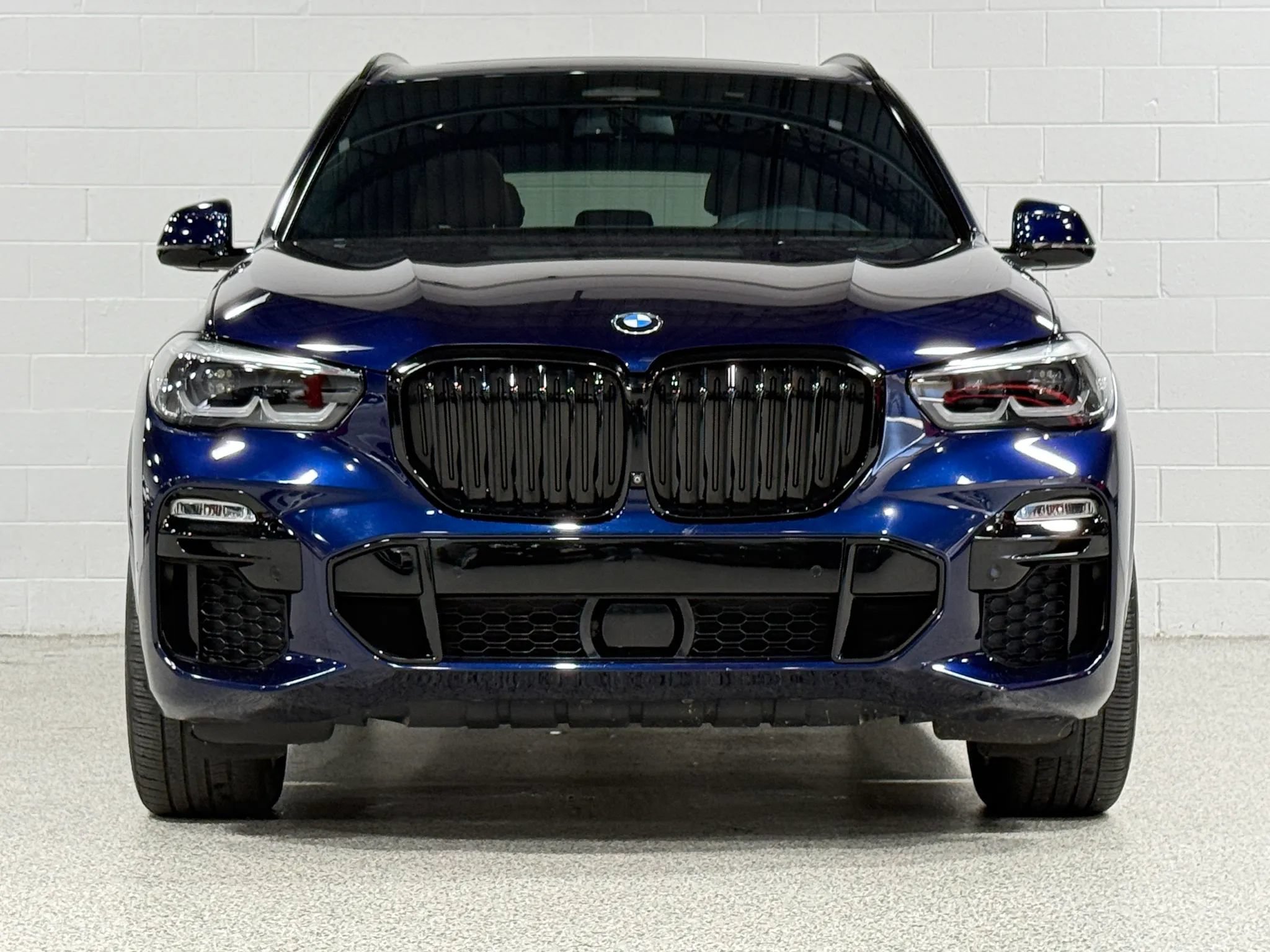 Used 2020 BMW X5 xDrive40i w/ M Sport Package AWD/4WD image 3