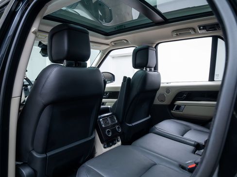 Used 2019 Land Rover Range Rover HSE AWD/4WD image 24