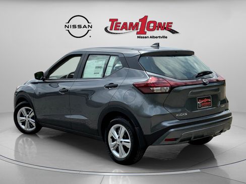 New 2025 Nissan Kicks Play S FWD image 4