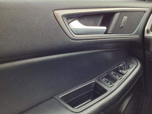 Used 2024 Ford Edge SEL image 20