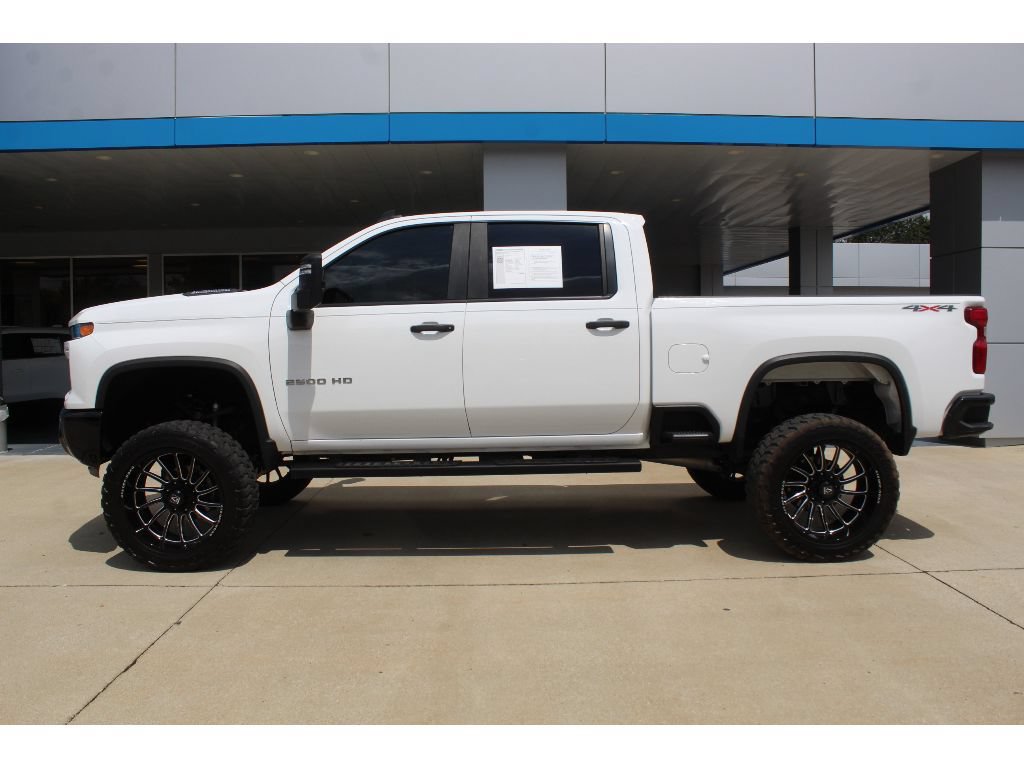 Used 2024 Chevrolet Silverado 2500 Custom w/ Custom Value Package AWD/4WD image 2