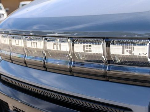 New 2026 GMC Hummer EV SUV image 10