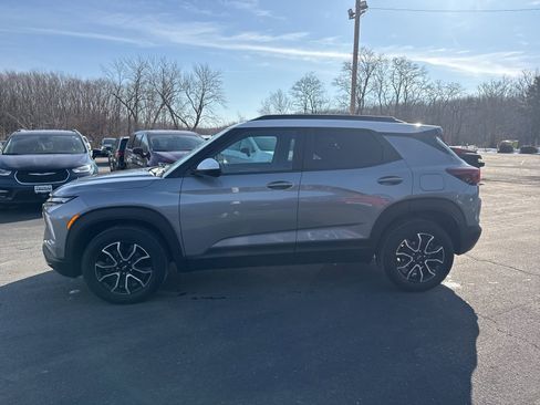 Used 2024 Chevrolet TrailBlazer ACTIV w/ Convenience Package image 4