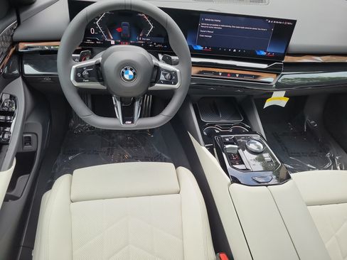 New 2027 BMW 540i xDrive w/ M Sport Package AWD/4WD image 6