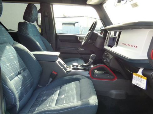 New 2025 Ford Bronco Heritage Edition image 12