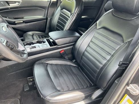 Used 2019 Ford Edge SEL w/ Equipment Group 201A FWD image 21