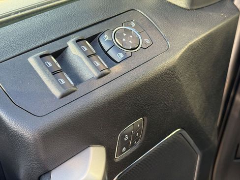 Used 2020 Ford F150 Lariat w/ Equipment Group 502A Luxury AWD/4WD image 12