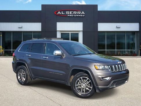 Used 2017 Jeep Grand Cherokee Limited AWD/4WD image 1