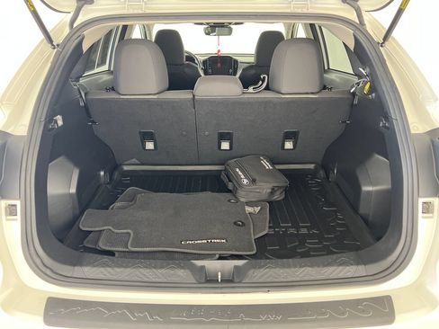 Used 2024 Subaru Crosstrek 2.0i Premium AWD/4WD image 24