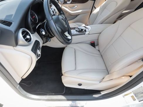 Used 2016 Mercedes-Benz GLC 300 4MATIC image 31