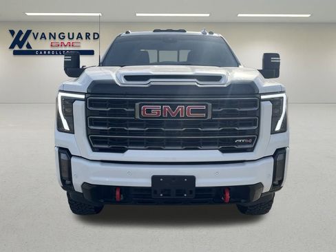 Used 2024 GMC Sierra 2500 AT4 w/ AT4 Premium Plus Package image 10