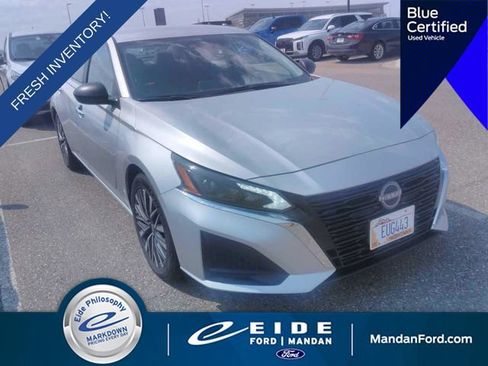Used 2025 Nissan Altima 2.5 SV FWD image 1