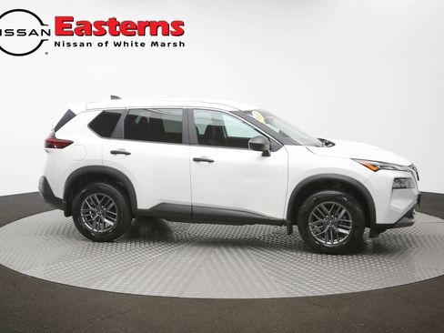 Used 2023 Nissan Rogue S AWD/4WD image 46