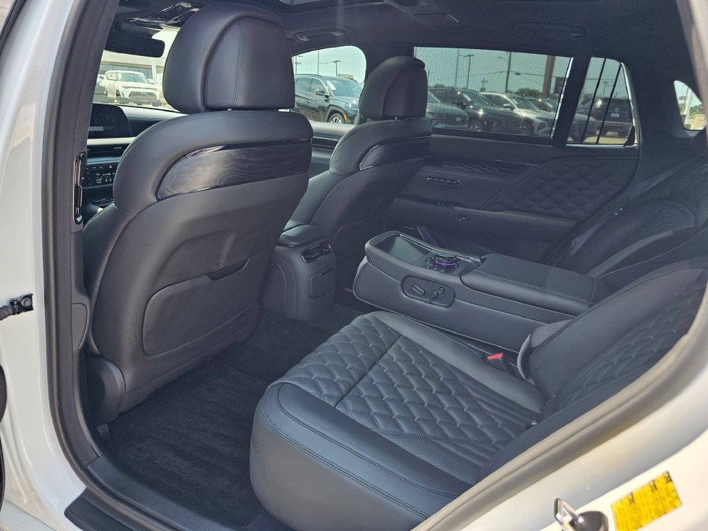 Used 2026 Genesis G90 3.5T Prestige AWD/4WD image 38