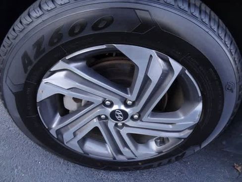 Used 2023 Hyundai Santa Fe SE image 23