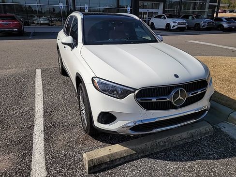 Used 2025 Mercedes-Benz GLC 300 GLC 300 image 1