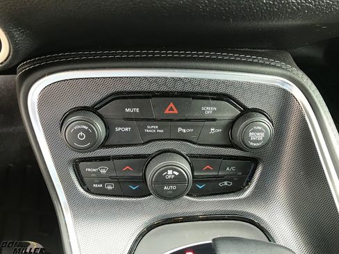 Used 2017 Dodge Challenger GT w/ Driver Convenience Group image 21