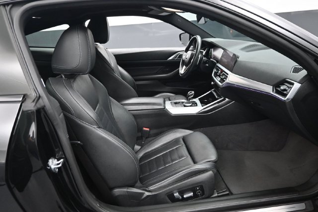 Used 2021 BMW 430i Coupe w/ Premium Package RWD image 11