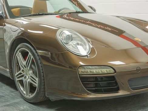 Used 2009 Porsche 911 Carrera 4S AWD/4WD image 32