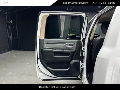 Used 2020 RAM 3500 SLT w/ Quick Order Package 2YG SLT image 34