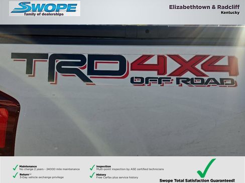 Used 2019 Toyota Tacoma TRD Off-Road w/ Technology Package image 13