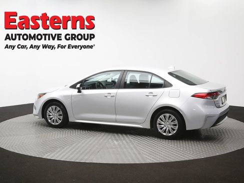 Used 2022 Toyota Corolla LE FWD image 61