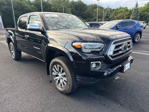 Certified 2020 Toyota Tacoma Limited AWD/4WD image 3