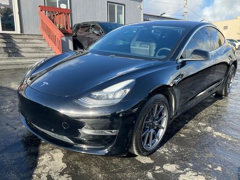 Used 2018 Tesla Model 3 Long Range image 80