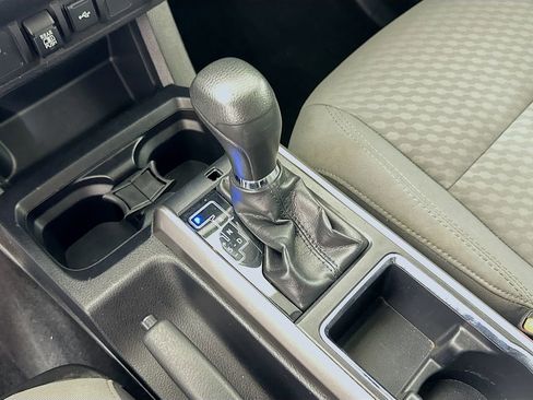 Used 2020 Toyota Tacoma SR5 image 16