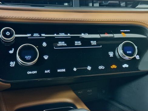 Certified 2026 INFINITI QX60 Autograph w/ Dark Cargo Package image 20