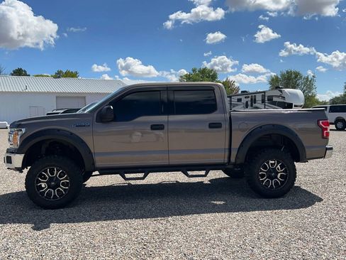 Used 2018 Ford F150 XLT image 3