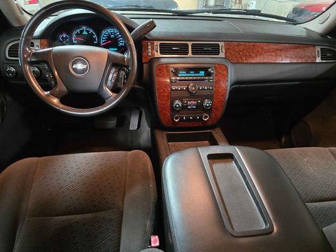 Used 2008 Chevrolet Tahoe LT w/ Convenience Package 1 AWD/4WD image 18
