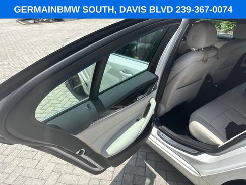 Used 2023 BMW 540i w/ Premium Package RWD image 23