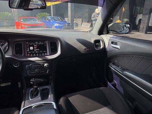 Used 2022 Dodge Charger Scat Pack w/ Driver Convenience Group image 23