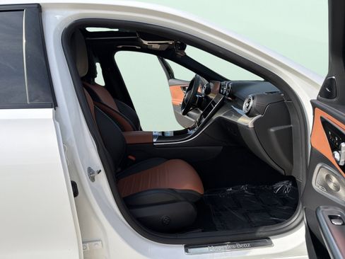 Used 2022 Mercedes-Benz C 300 Sedan image 41