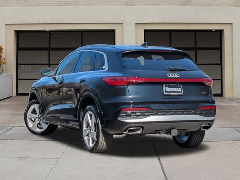 New 2025 Audi Q5 Premium Plus image 3