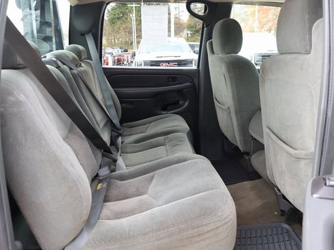 Used 2003 Chevrolet Silverado 2500 LS w/ Skid Plate Package image 32