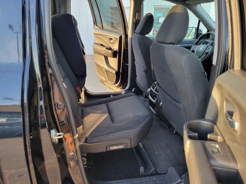 Used 2019 Honda Ridgeline Sport image 17