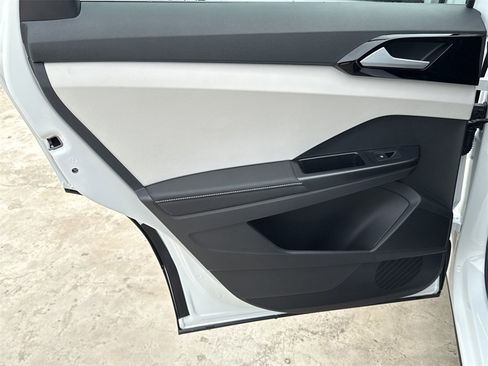 New 2026 Volkswagen Taos S image 23