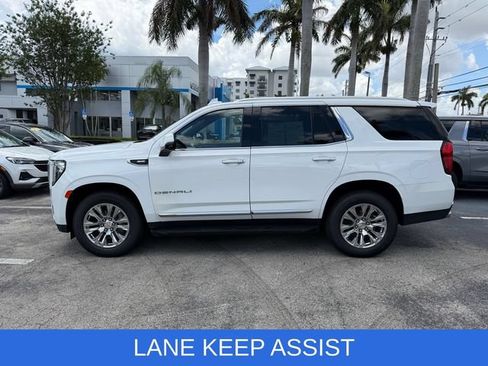 Used 2023 GMC Yukon Denali AWD/4WD image 4