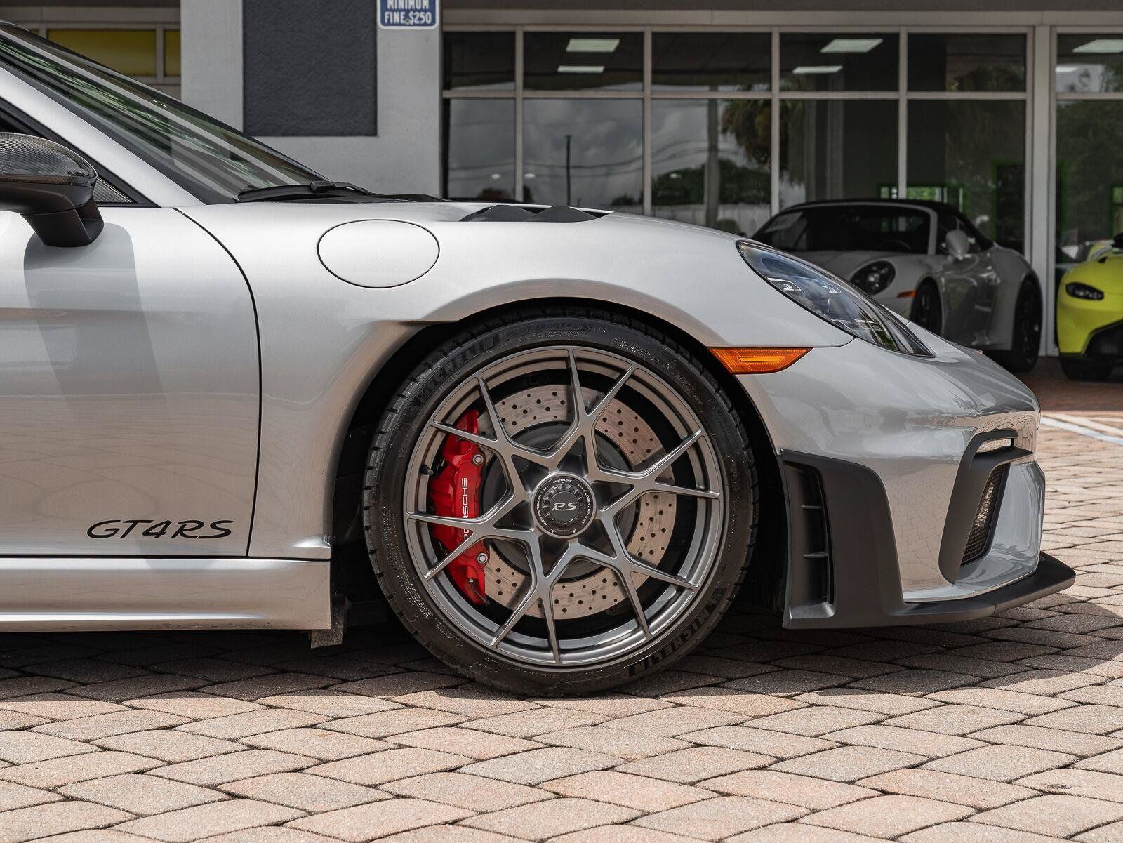 Used 2024 Porsche 718 Cayman GT4 RS RWD image 60