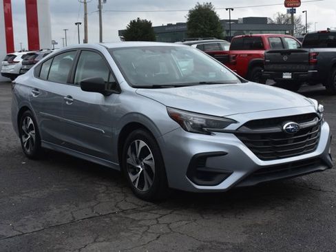 Used 2023 Subaru Legacy image 3