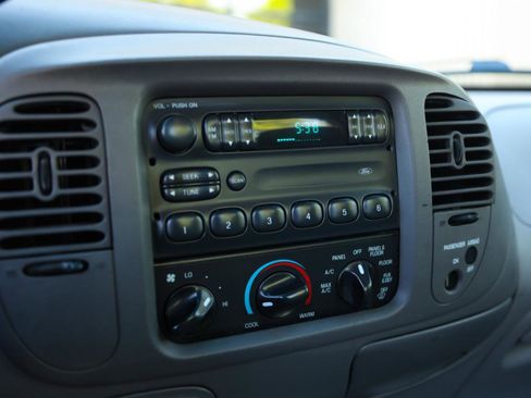 Used 1997 Ford F150 2WD Regular Cab image 26