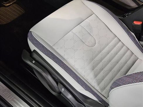 Certified 2025 MINI Cooper S image 4