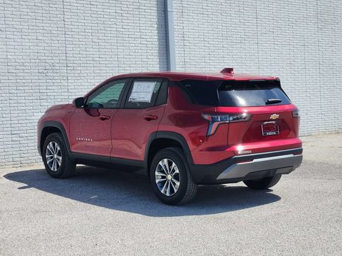 New 2027 Chevrolet Equinox LT FWD image 3