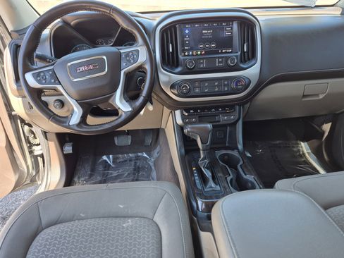 Used 2019 GMC Canyon SLE w/ Driver Alert Package image 18