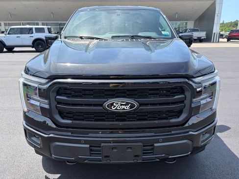 Used 2025 Ford F150 Lariat AWD/4WD image 9